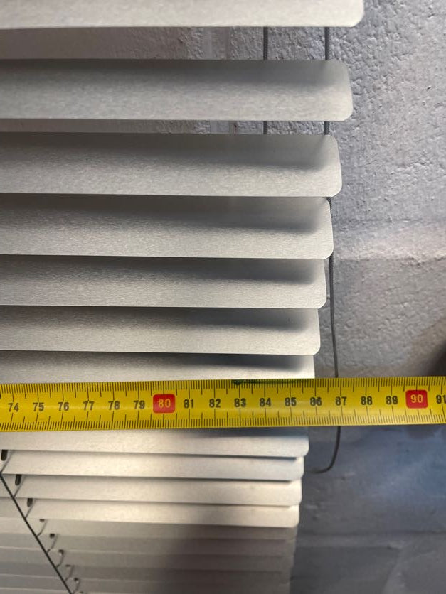 Medium Aluminum Blind 86cm