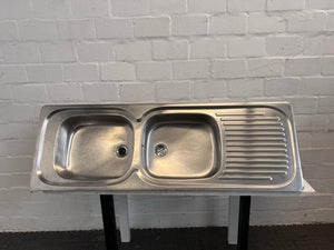 Double Bowl Sink with Trap