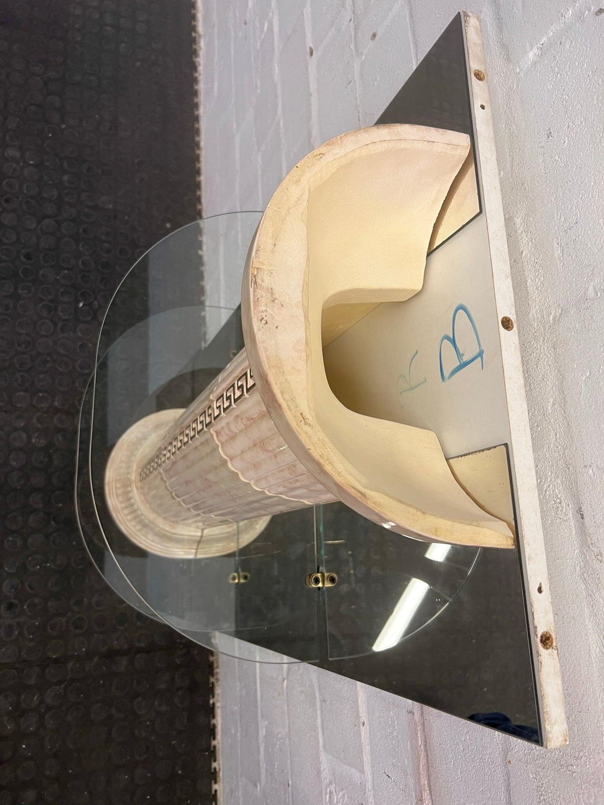 Marble Print Pillar Shelf with Mirror Backing (1m x 0.58m)