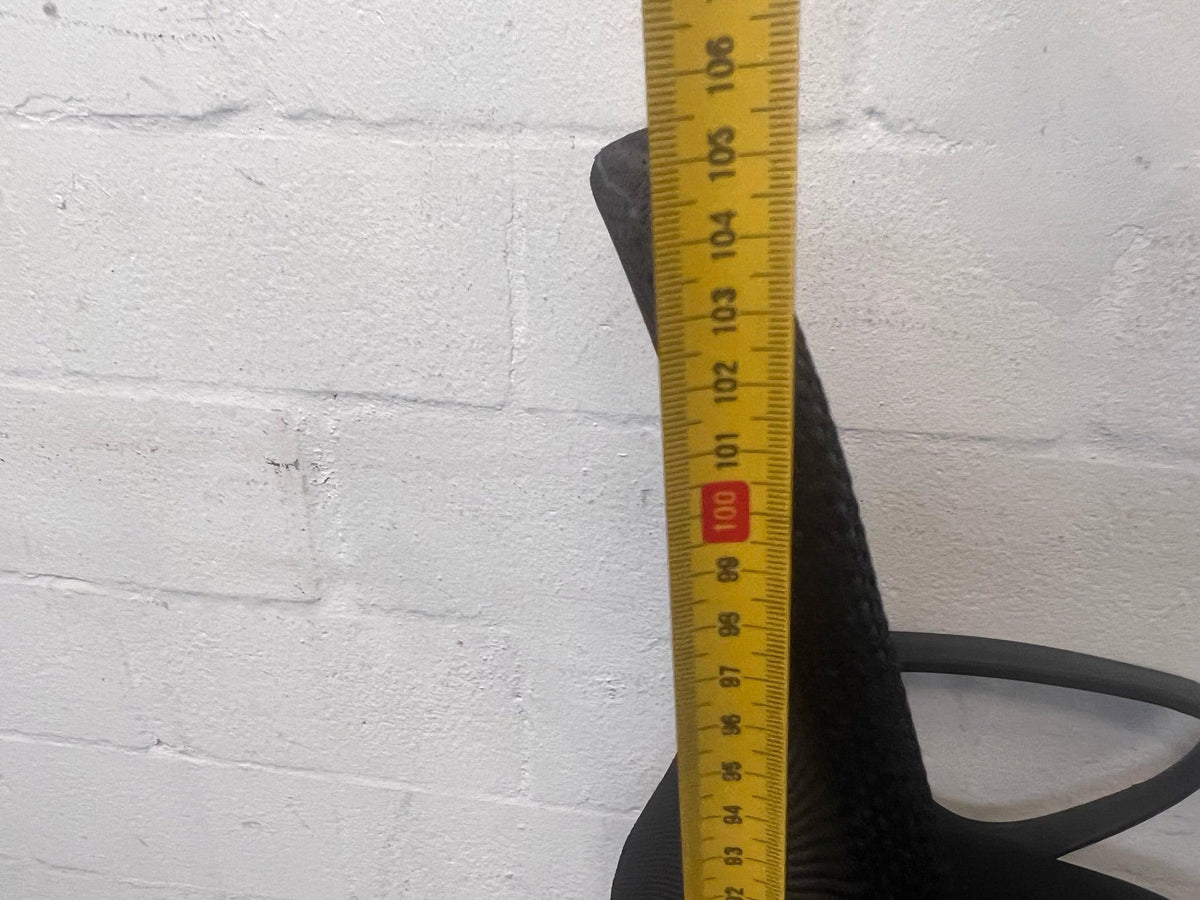Black Mesh Office Armchair on wheels (Black Band) - 2ndhandwarehouse.com