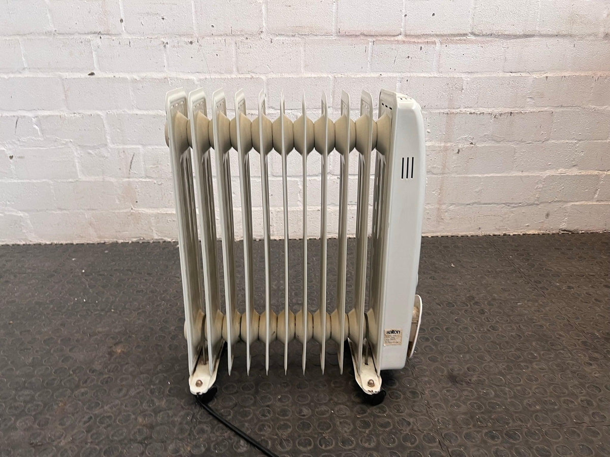 Salton 11 Fin Oil Heater - PRICE DROP