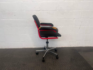 Black Mid-Back Office Chair with Red Frame (Damaged Arm Rests)