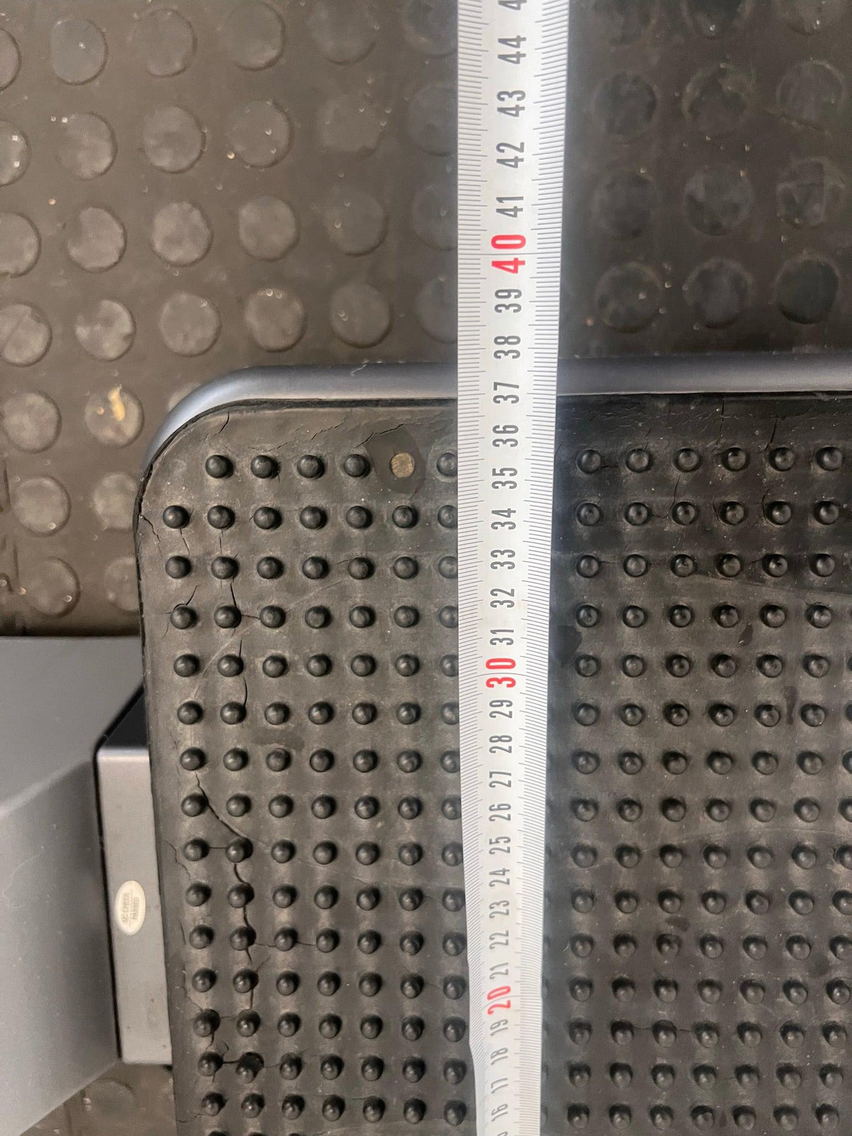 Power Maxx Vibrations Fitness Machine (Crack On Handle)