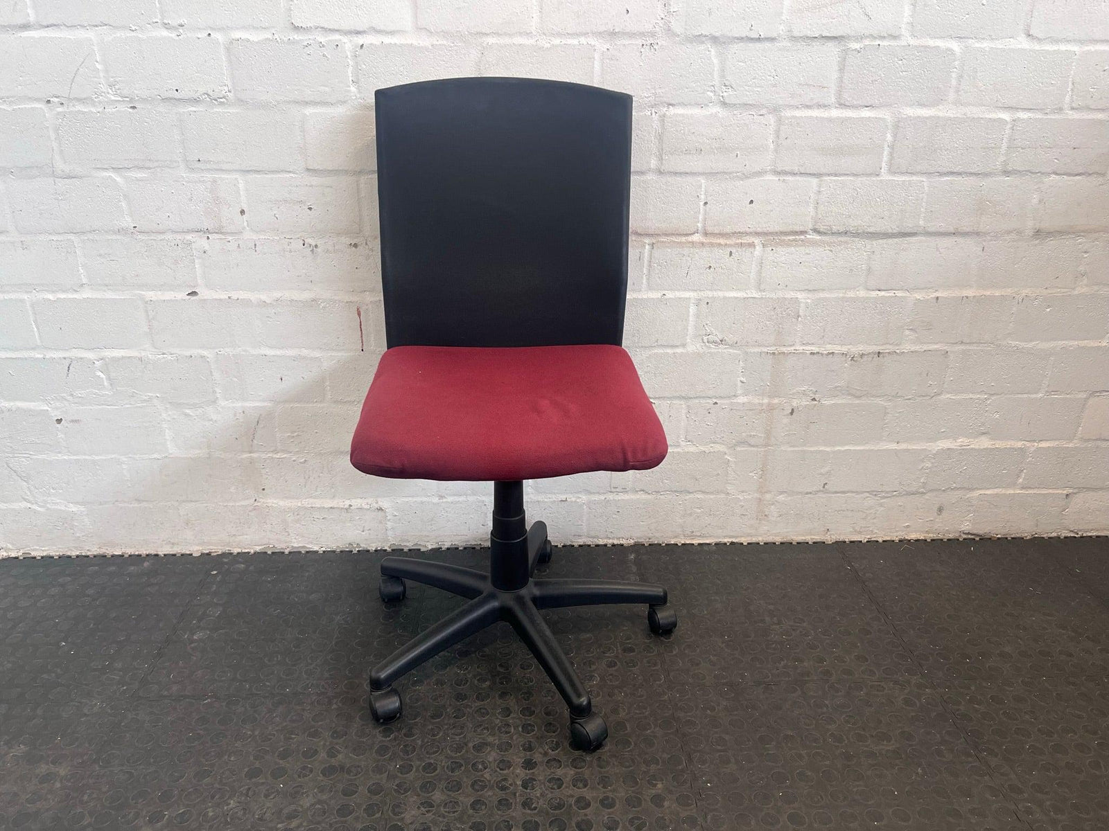 Black and Maroon Office Chair On Wheels (No Arm Rests)