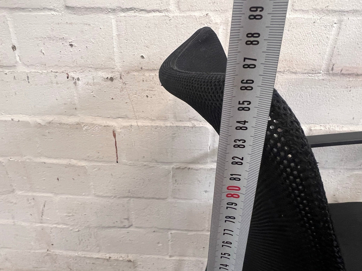 Black Mesh-Back Visitors Chair