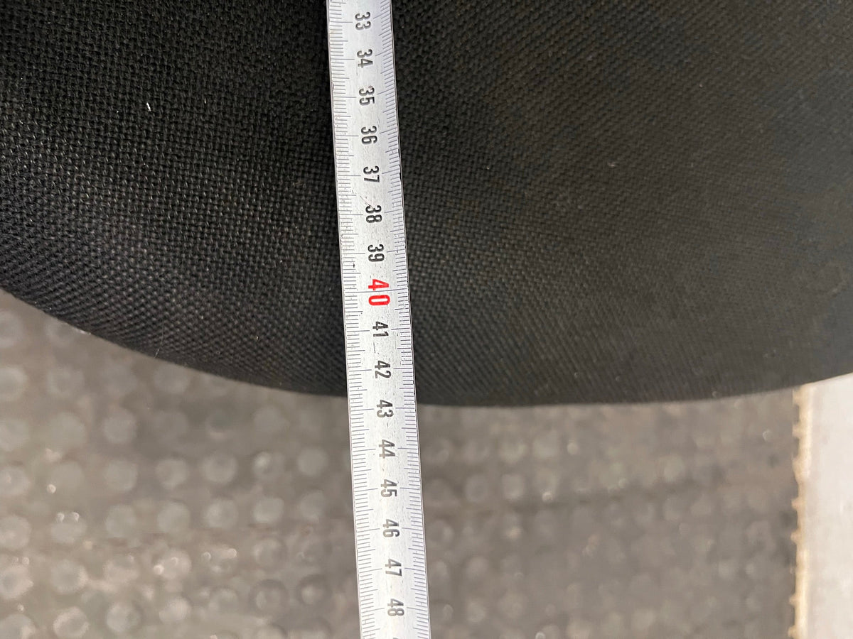 Black Typist Chair on Wheels (Hydraulics Not Working