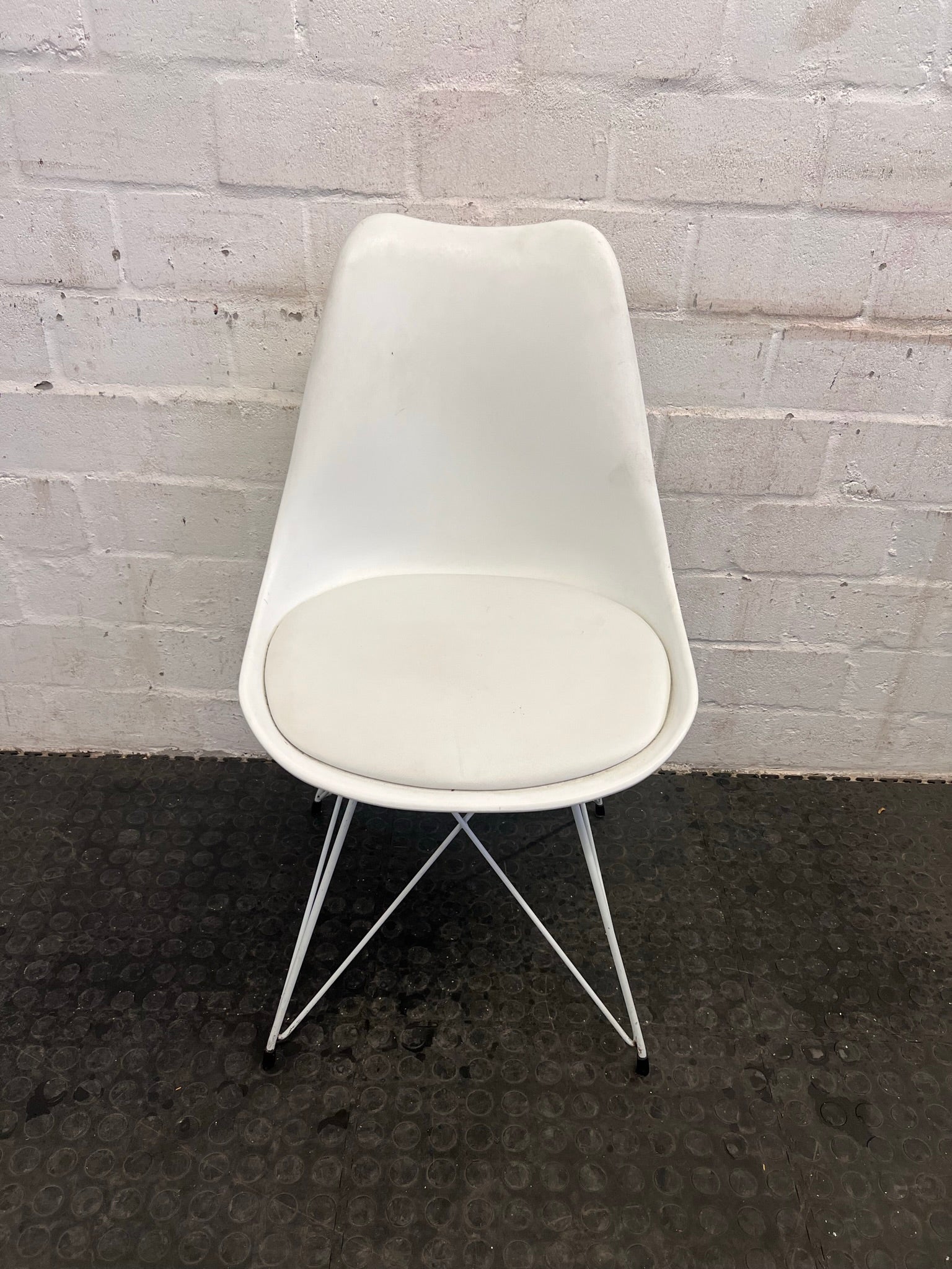 White Dining Chair - PRICE DROP - 2ndhandwarehouse.com