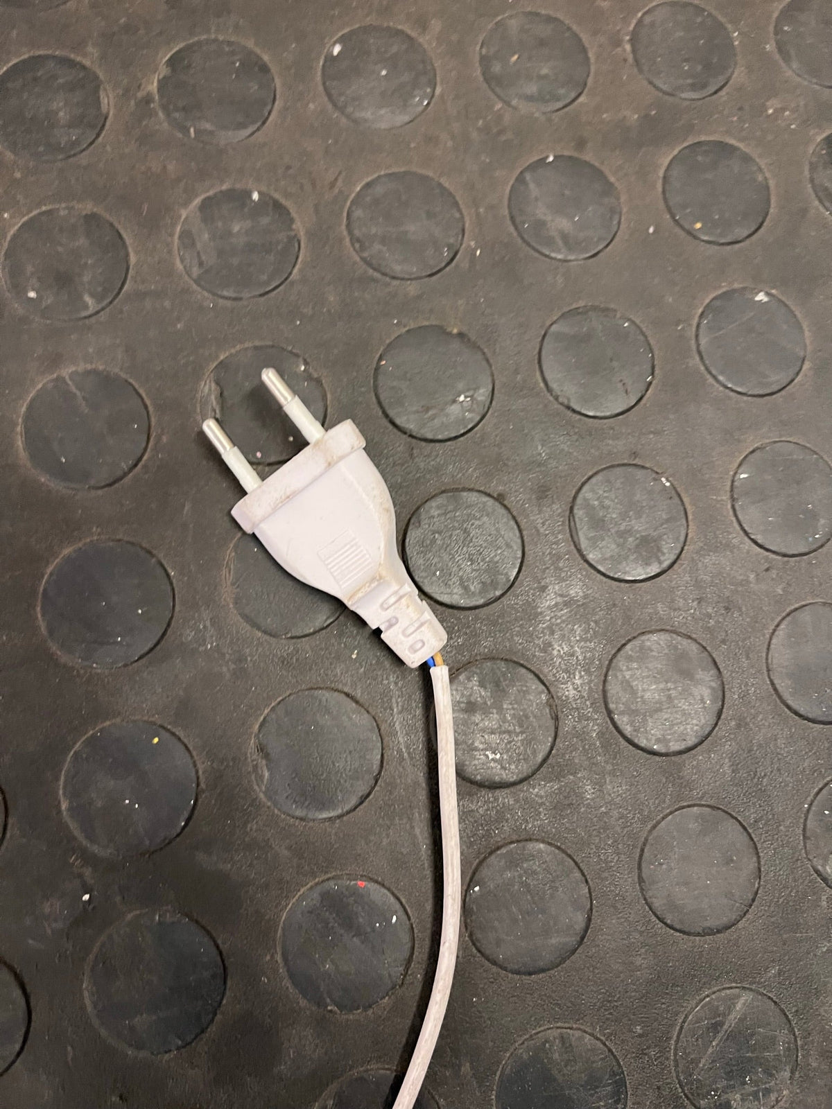 Goldair Standing Fan