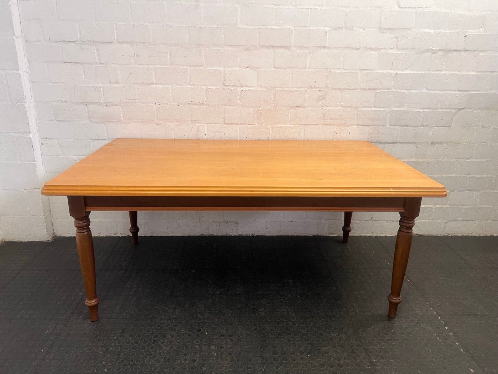 Wooden Light Oak Six Seater Dining Table with Turned Legs (1.1m x 1.78m) - REDUCED - 2ndhandwarehouse.com