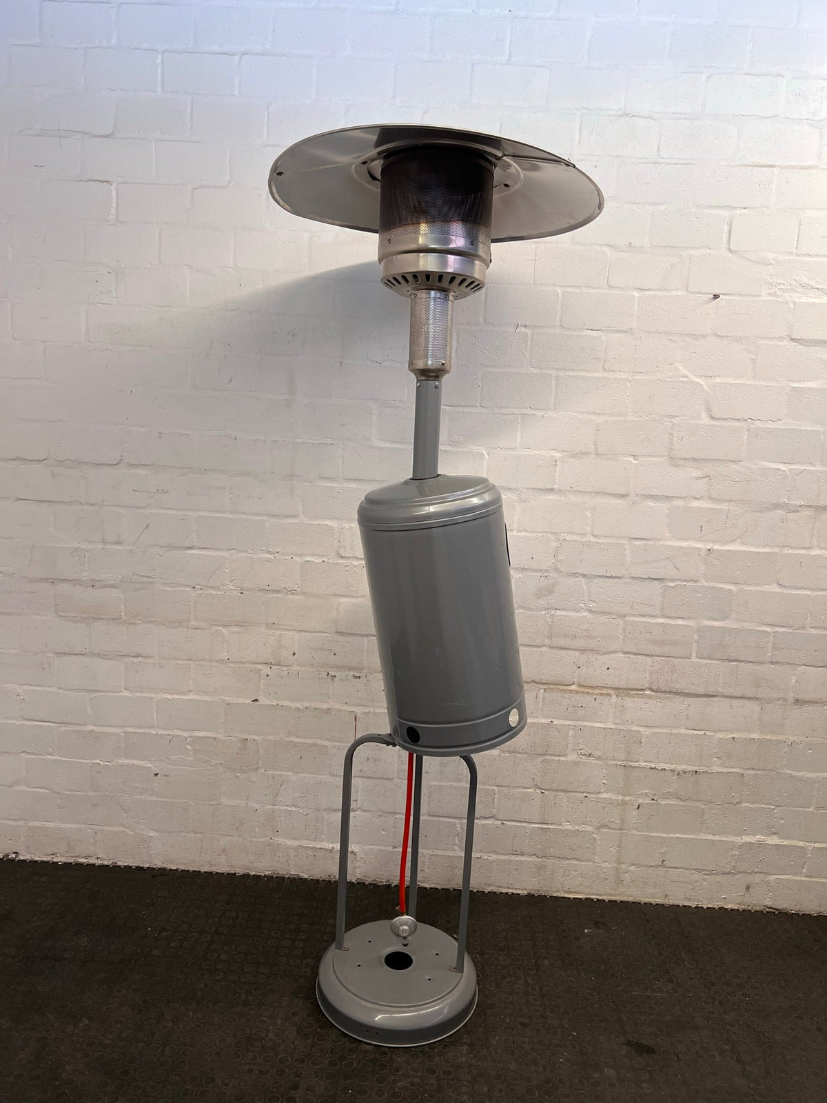 Silver Elva Outdoor Gas Heater - PRICE DROP