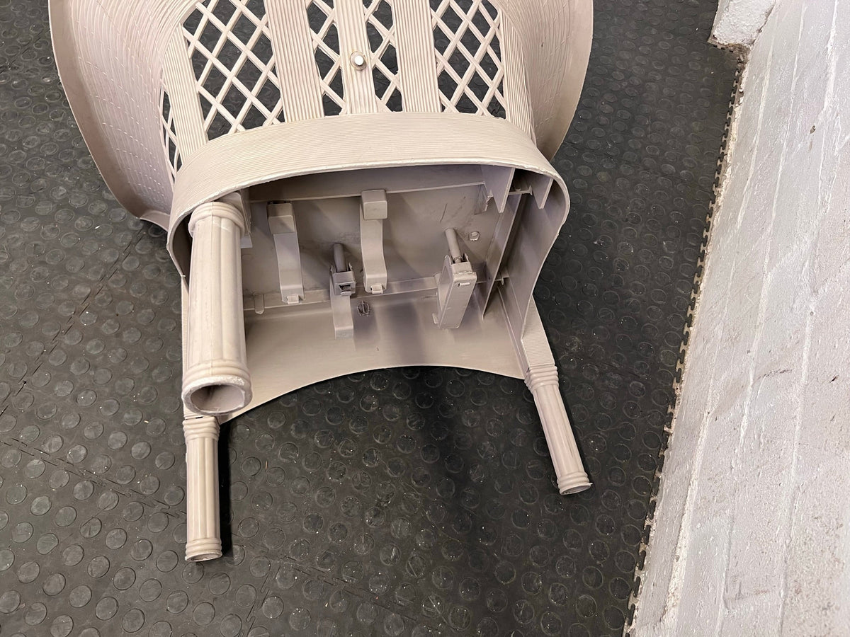 White Wicker Outdoor Chair (Missing Leg)