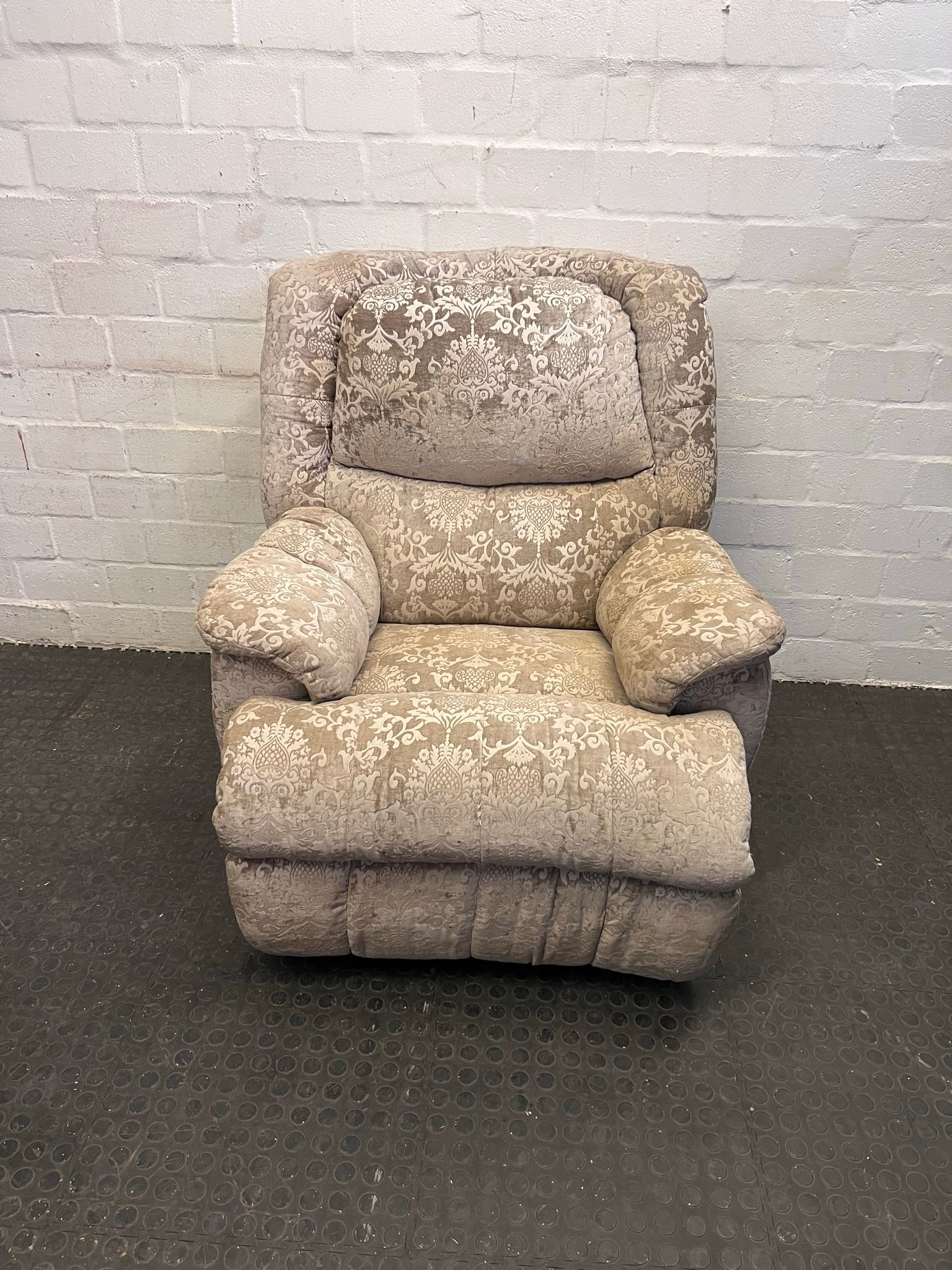 Beige and Cream Patterned Lazy Boy Recliner