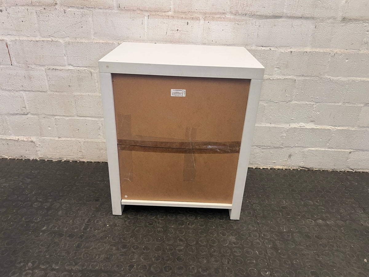 White One Drawer Bedside Table (Small Chip)