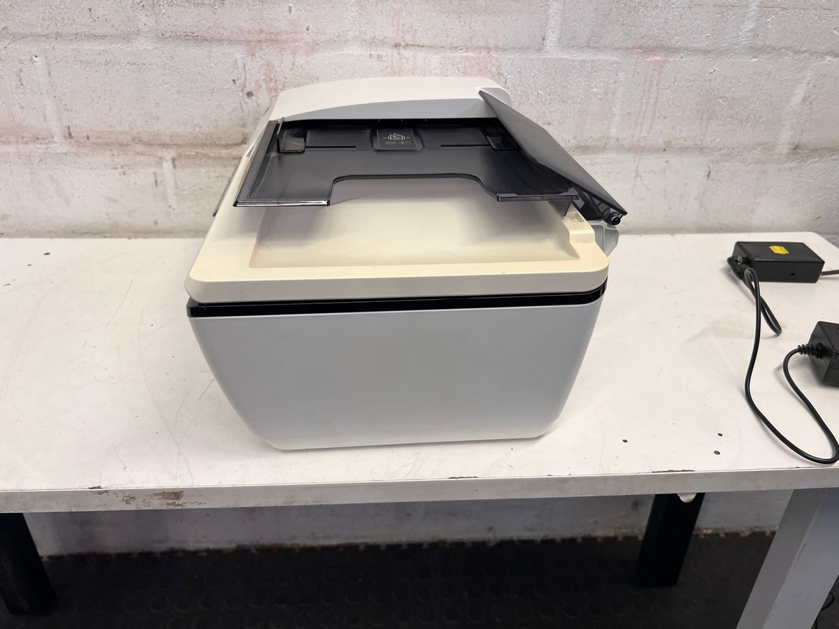 White HP 2645 All in One Desk Jet Advantage Printer - PRICE DROP