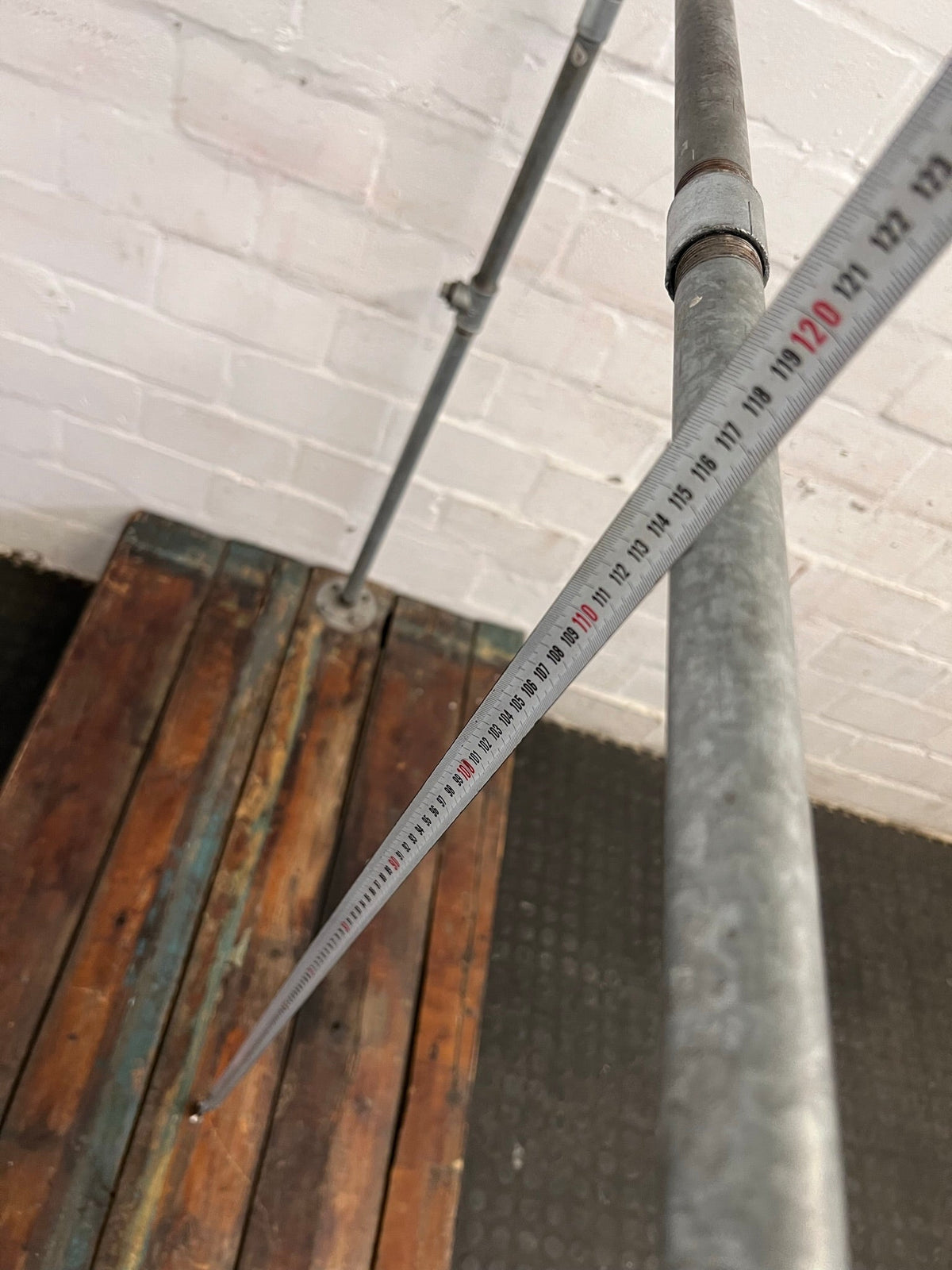 DIY Clothes Rail on Wheels