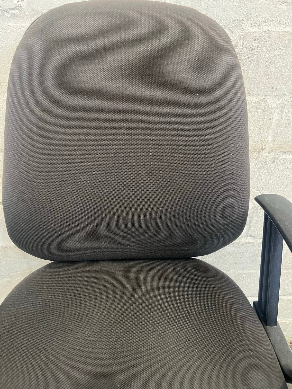 Mid Back Office Chair On Wheels (With Arms)