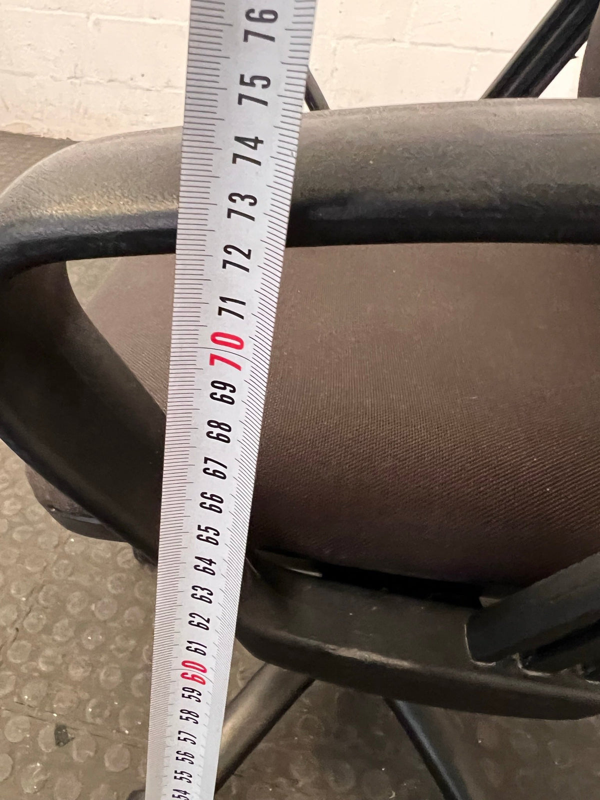 Mid Back Office Chair On Wheels (With Arms)