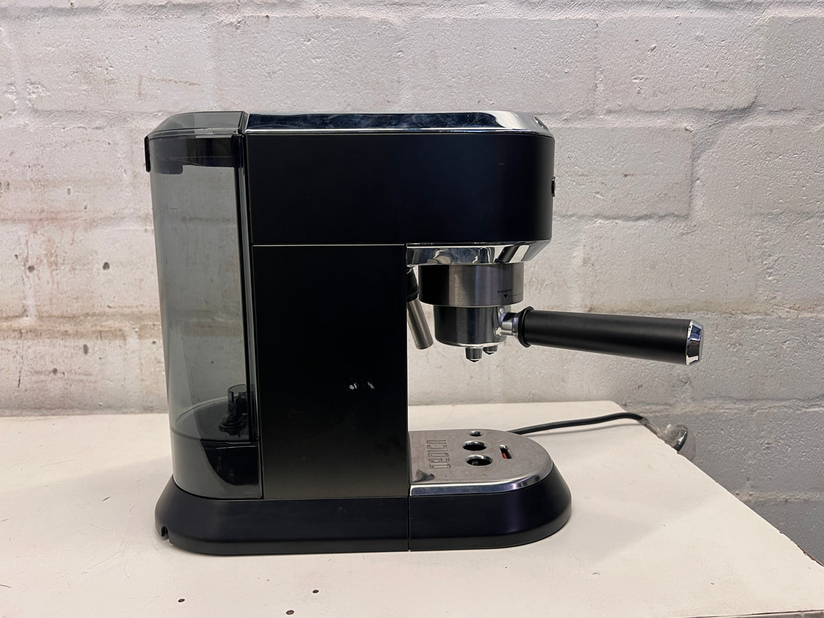 Delonghi Coffee Machine (Slight Water Drip)