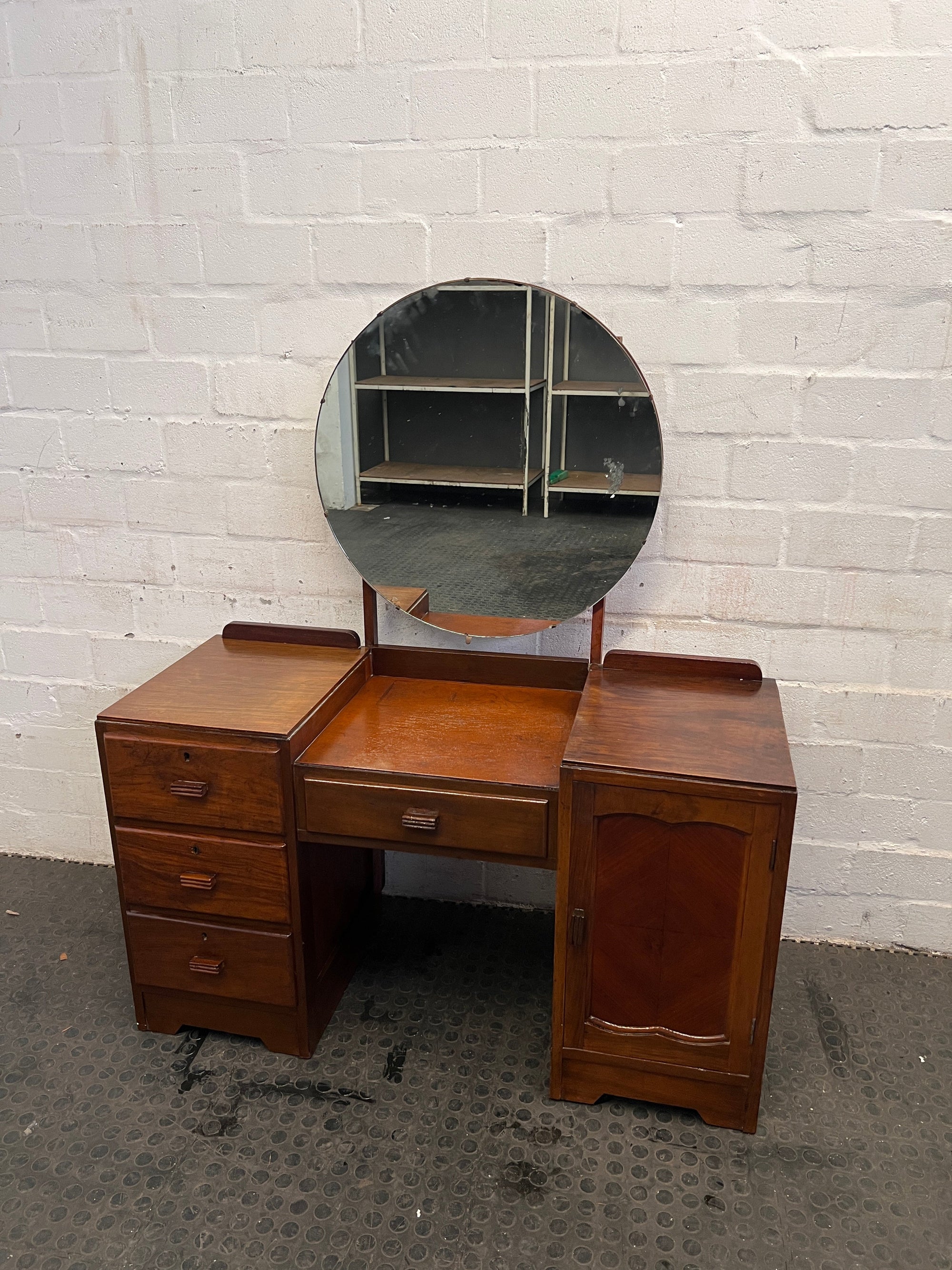 Dressing Table with Round Mirror - REDUCED