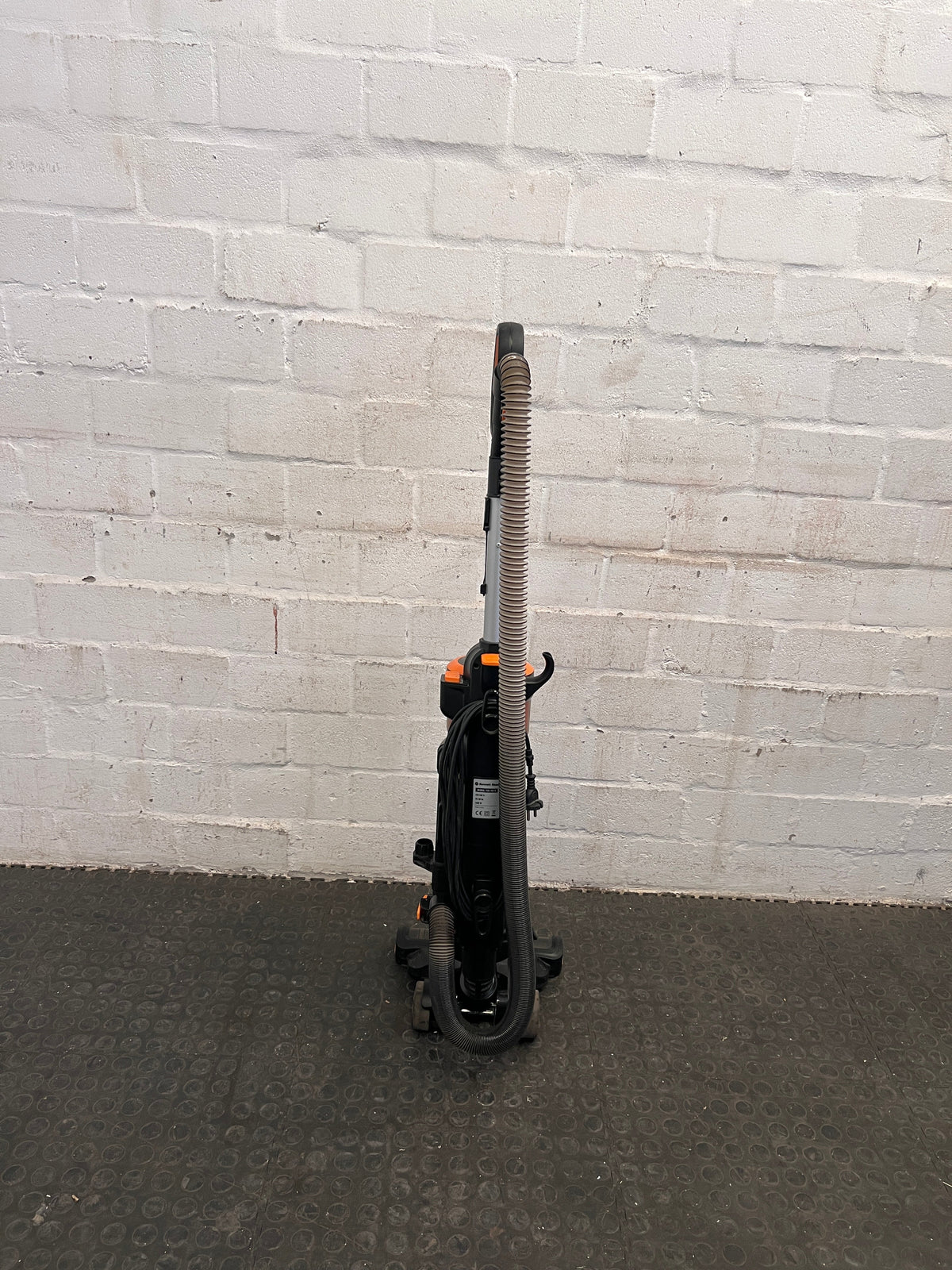 Read Upright Vacuum Cleaner