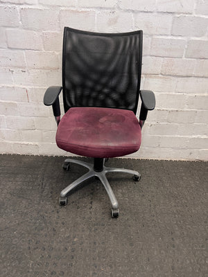 Black and Maroon Office Armchair on Wheels (Stained Seat)