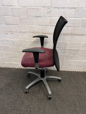 Black and Maroon Office Armchair on Wheels (Stained Seat)