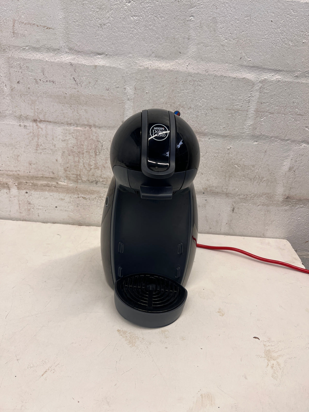 Nescafe Dolce Gusto Pod Coffee Machine - REDUCED