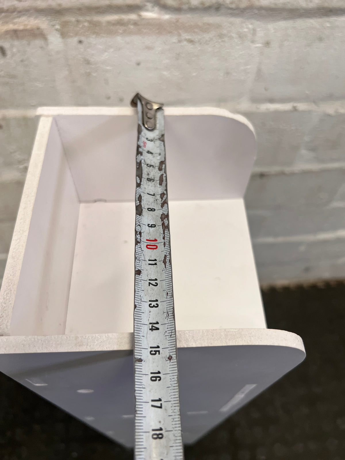 Slim Toilet Paper Unit