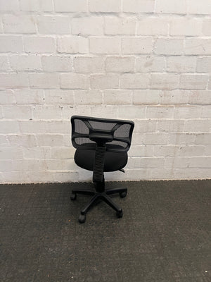 Midback Mesh Typist Chair