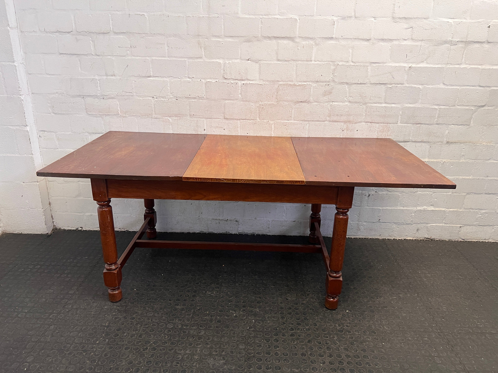 Wooden Eight Seater Extending Dining Room Table - REDUCED
