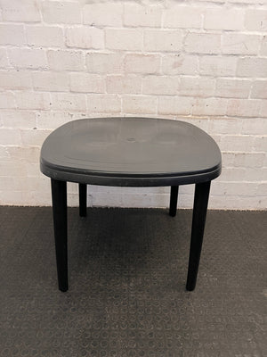 Black Round Plastic Table