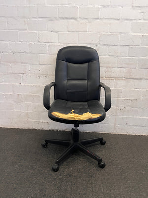 Black Padded Office on Wheels (Torn/Broken Seating Edge)