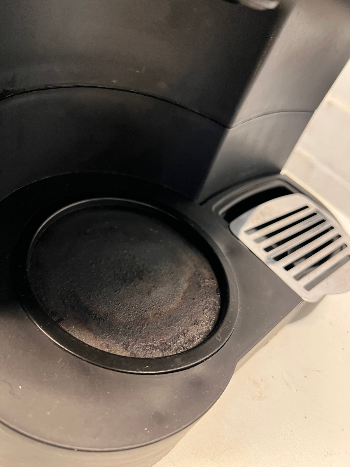 Mellerware Coffee Machine (no jug)