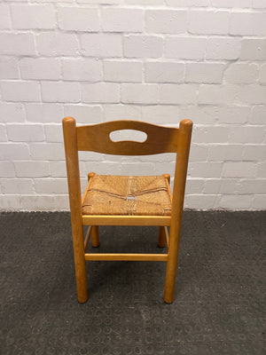 Wooden Dining Chair with Woven Seat (Whole In)