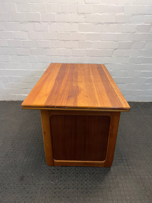 Light Solid Wood Desk 150 x 90cm