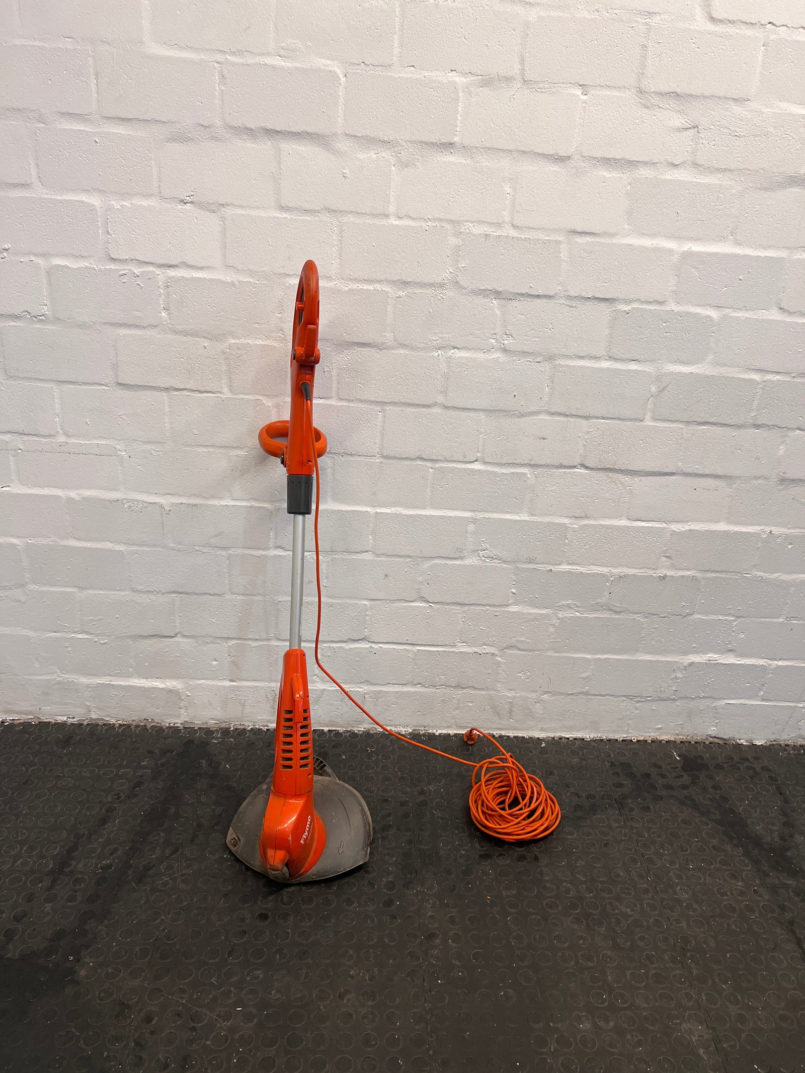 Flymo Power Trim 500 Weedeater - 2ndhandwarehouse.com