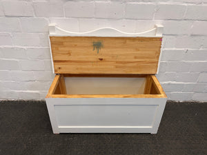 White Wooden Toy Box with Backrest