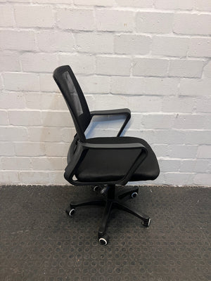 Black Mesh Mid Back Office Chair on Wheels