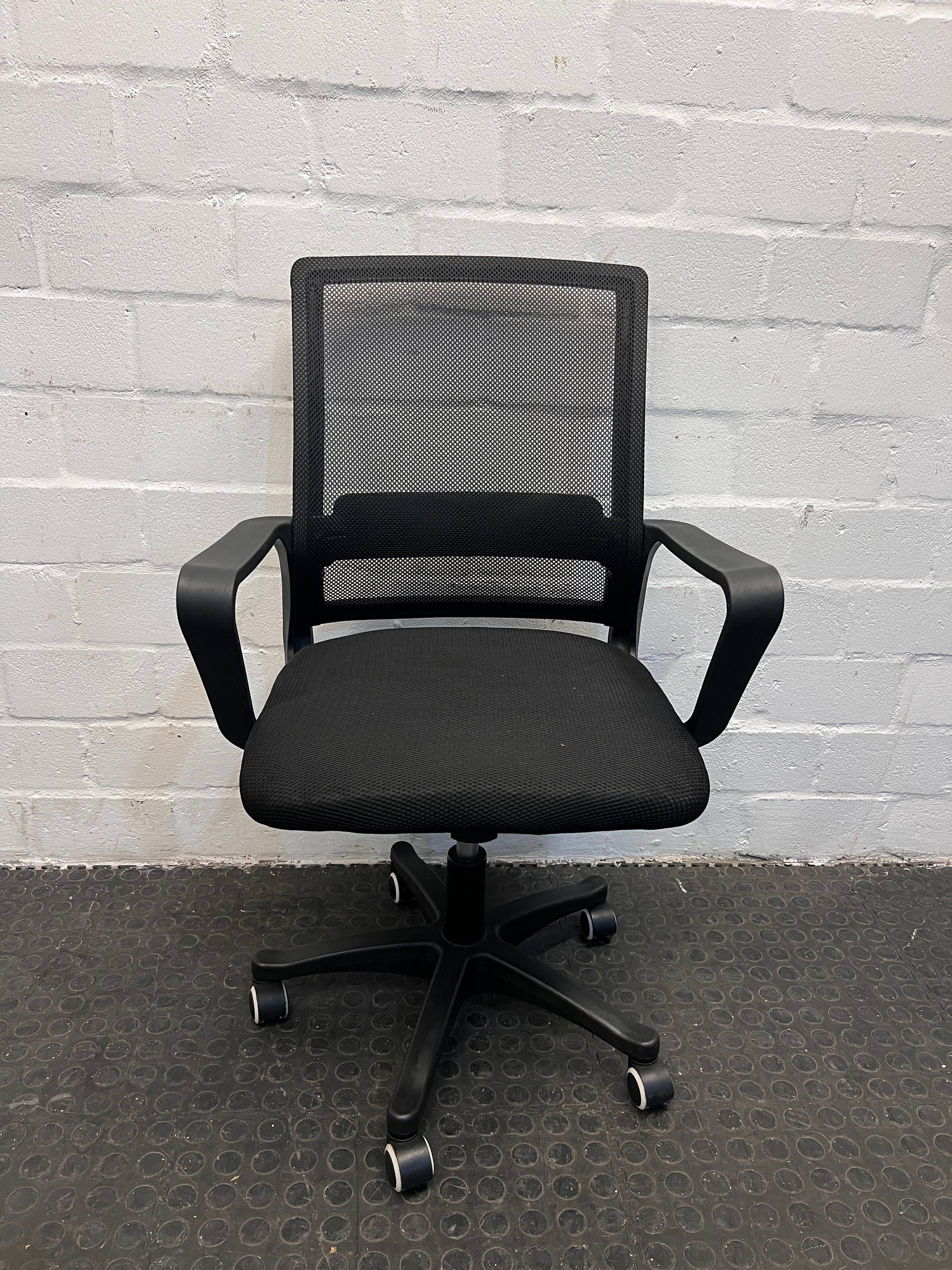 Black Mesh Mid Back Office Chair on Wheels