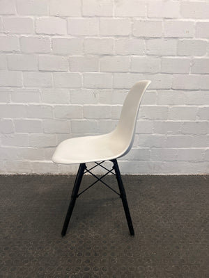 White Fanbin Dining Chairs with Black Legs