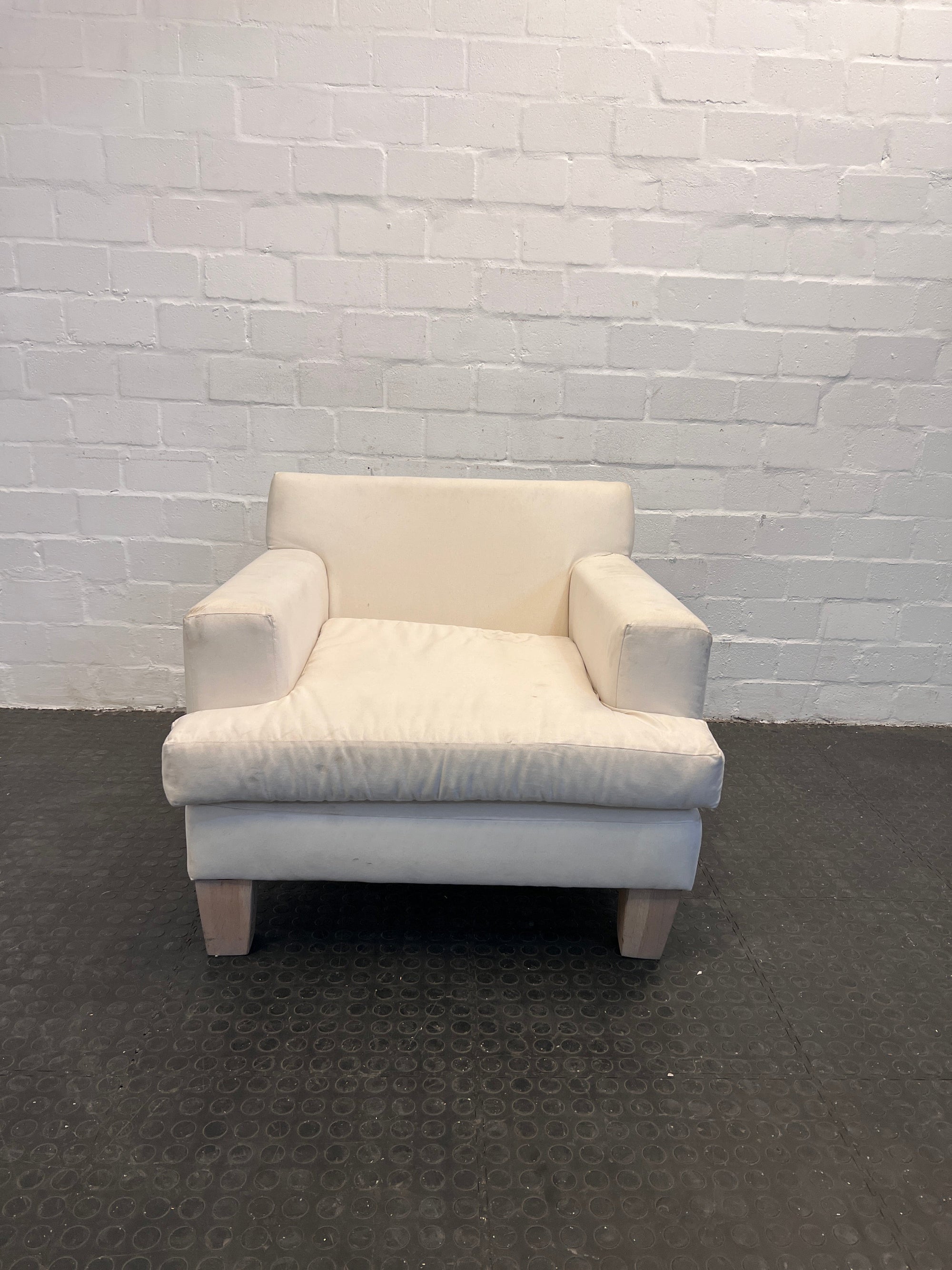 White One Seater Office Sofa