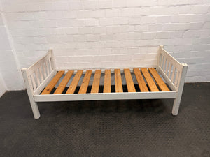 White Wooden Single Bed Frame - REDUCED