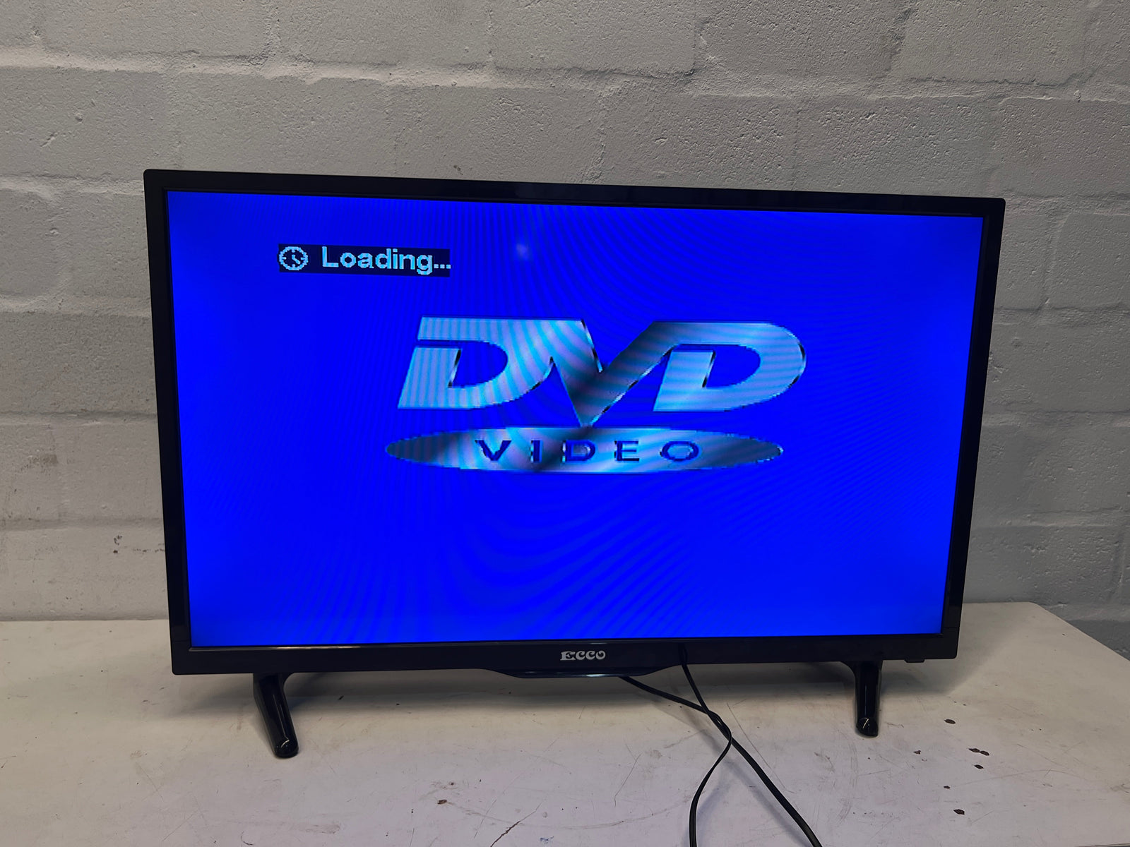 ECCO 32" LED HD TV LH32 - PRICE DROP