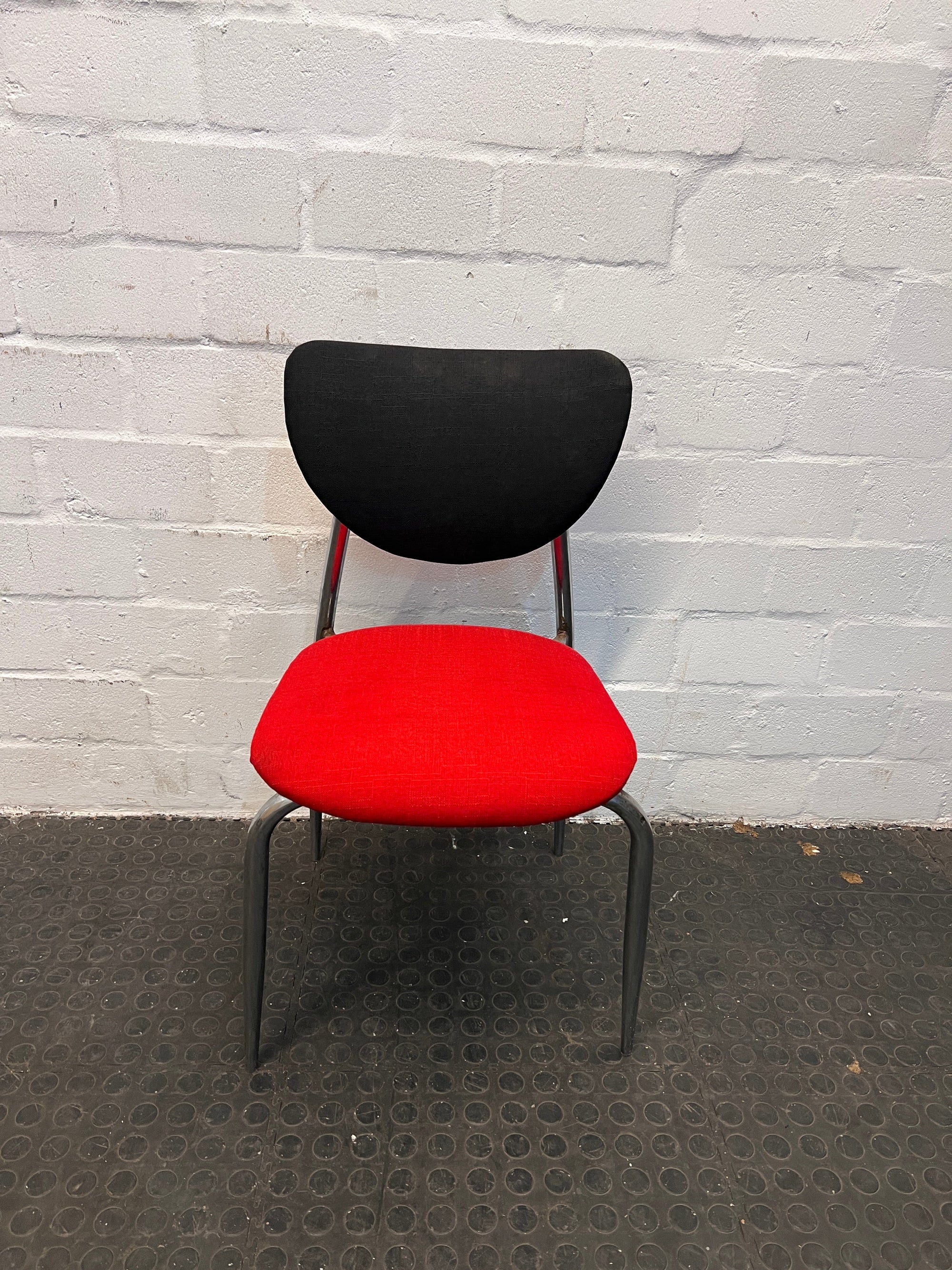 Red and Black Cushioned Dining Chair