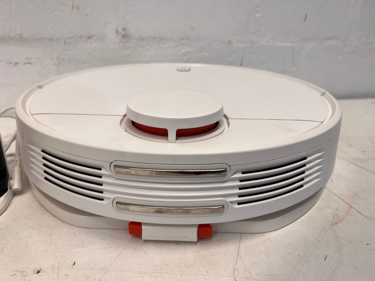 Xiaomi Robot Vacuum / Mop S10 with Spares - 2ndhandwarehouse.com