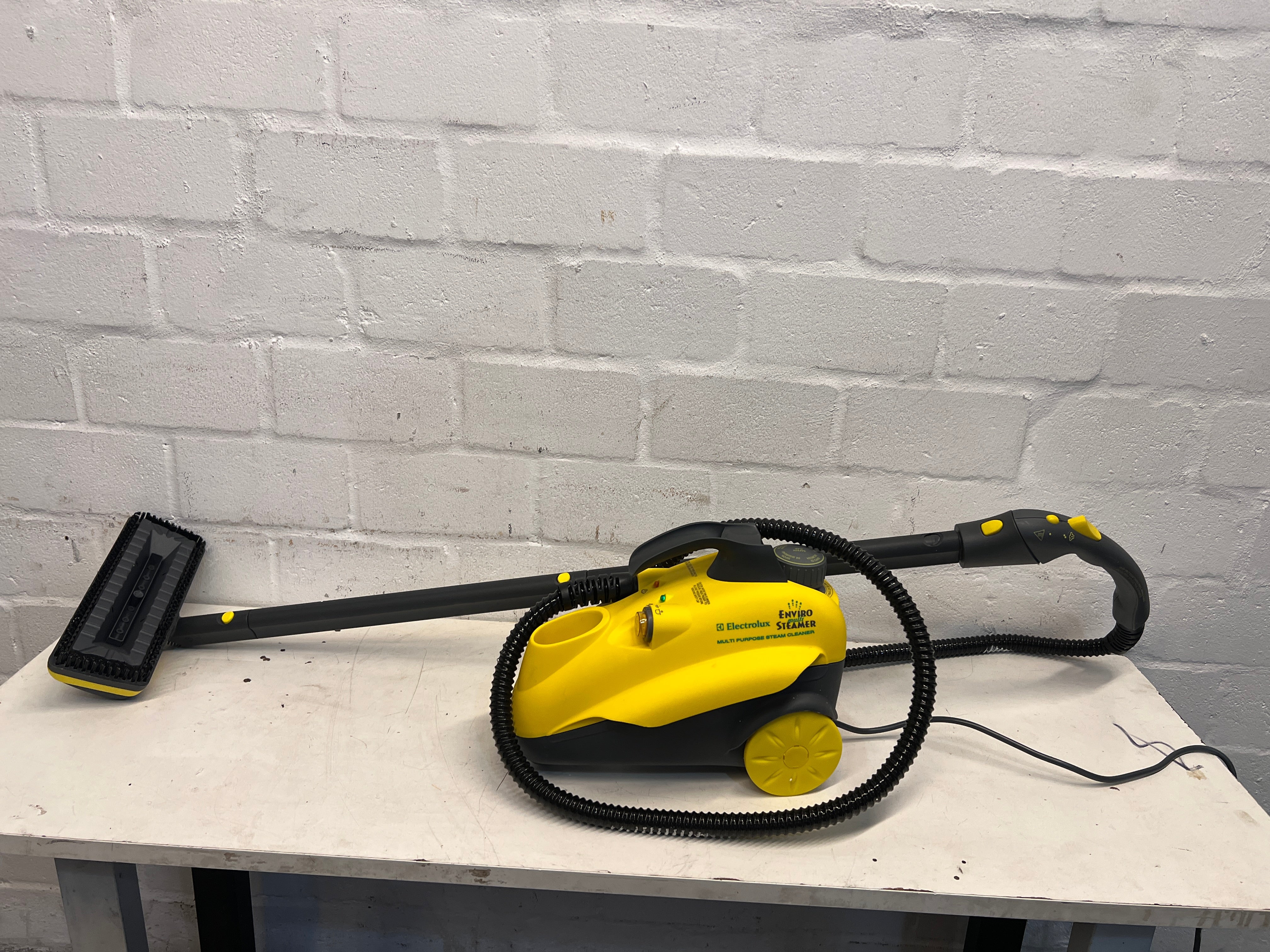 Electrolux ENVIRO STEAMER スチームクリーナー A49543-Electrolux-Enviro-Multi