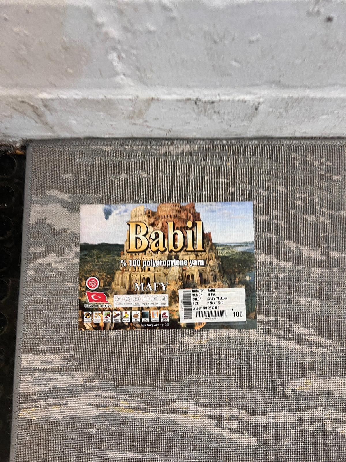 Grey and Gold Lounge Center Carpet 180 x 120cm - PRICE DROP