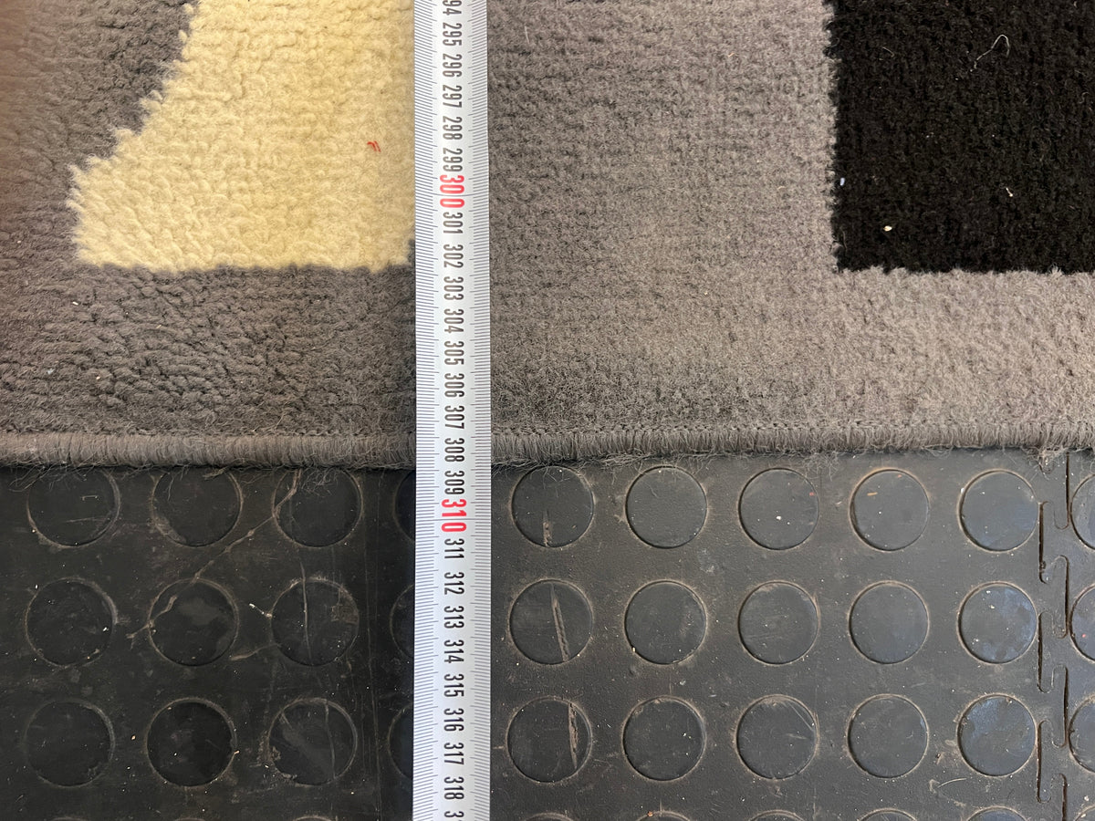 Vegas Circular Printed Multicolored Carpet 310 x 210cm - PRICE DROP