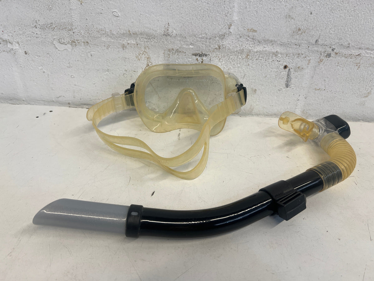 Scuba/Snorkeling Mask - 2ndhandwarehouse.com