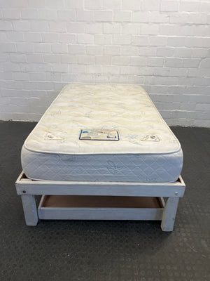 White Three Quarter Trundle Bed - REDUCED